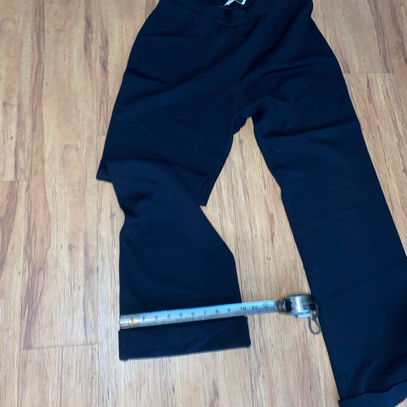 Elegant Black Women's Pants - Picture 9 of 13